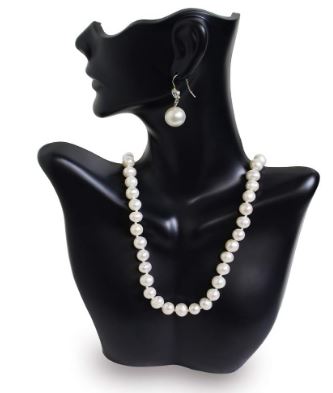 "Barbie" Freshwater Pearl & Gold Stainless Steel Necklace